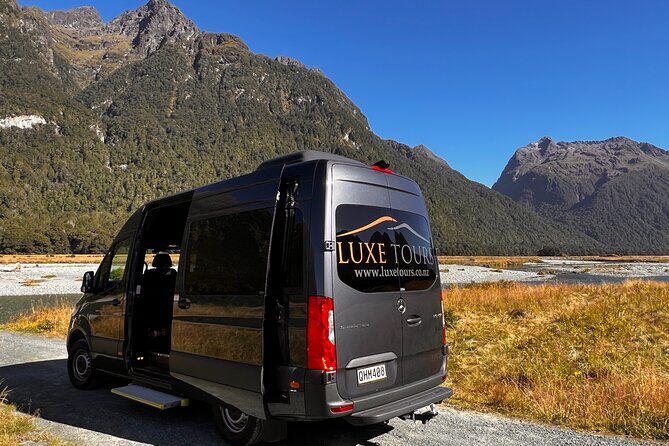 Milford Sound Full Day Tour from Te Anau with Cruise - Lake Gunn