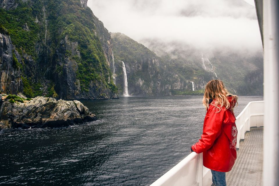 Milford Sound: Nature Cruise With Optional Lunch - Key Points