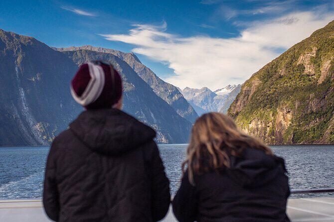 Milford Sound Tour: Cruise & Flight - Starting the Day: Queenstown to Fiordland