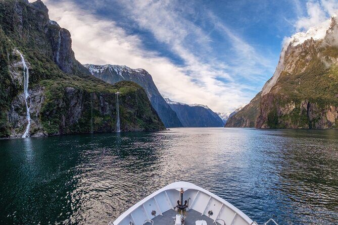 Milford Sound Tour from Queenstown with Cruise - Return Journey and Final Stop in Te Anau