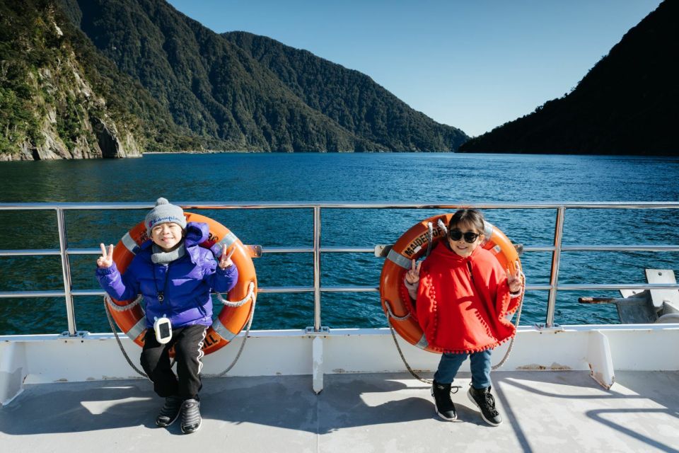 Milford Sound: Waterfalls, Wildlife, and Rainforest Cruise - Key Points