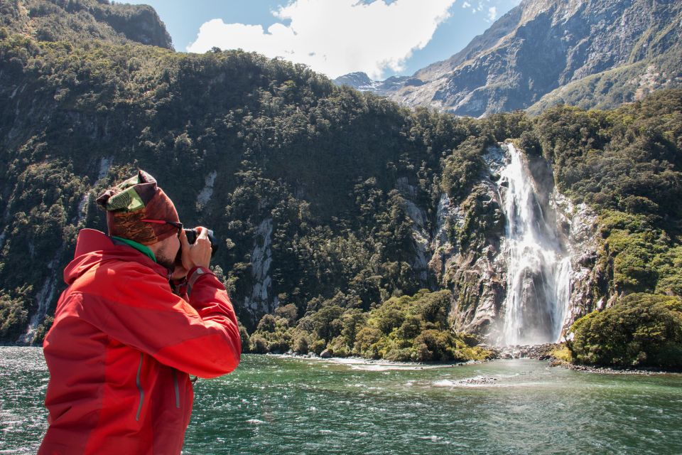 Milford Track: Full Day Guided Hike and Nature Cruise - Itinerary Details