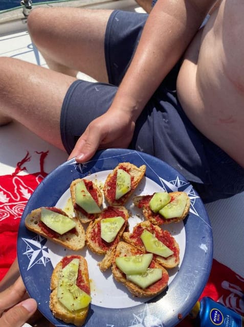 Milos: Full-Day Sailboat Cruise with Food and Open Bar - Practical Tips for Travelers