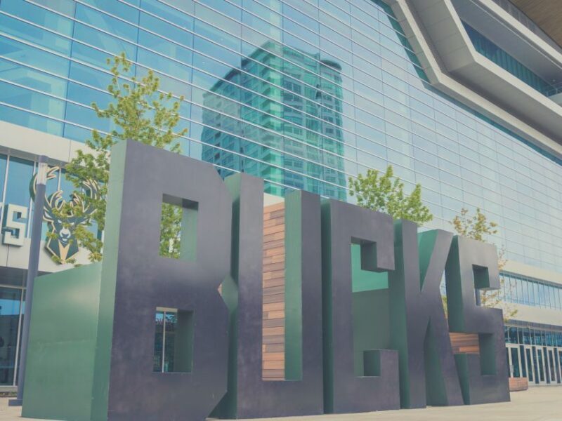 Milwaukee: Milwaukee Bucks Basketball Game Ticket - Who Should Consider This Tour?  