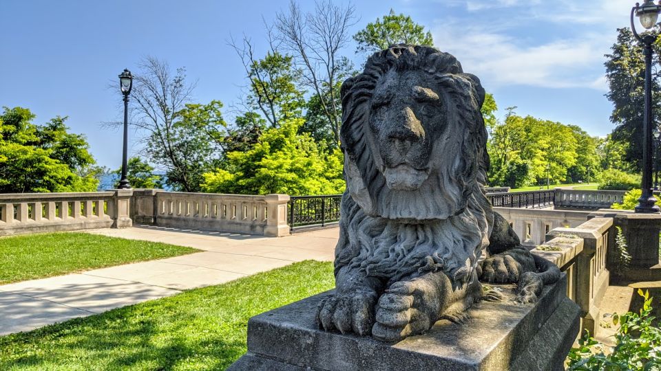 Milwaukee: Sightseeing Bus Tour - Milwaukees Past and Future