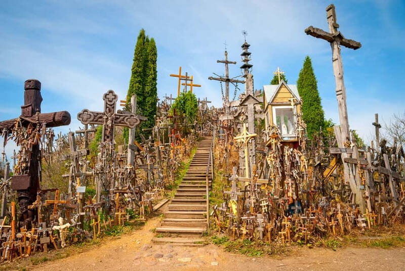 Mini Baltic Tour: Riga - Rundale - Hill of Crosses - An Authentic Latvian and Baltic Adventure