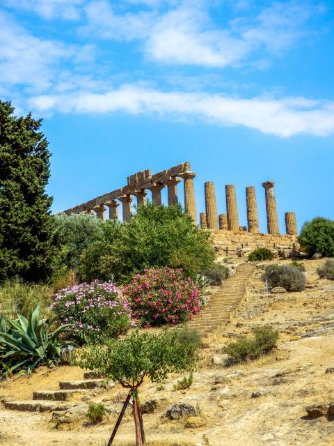 Minivan Tour From Siracusa to Agrigento and Scala Dei Turchi - Key Points