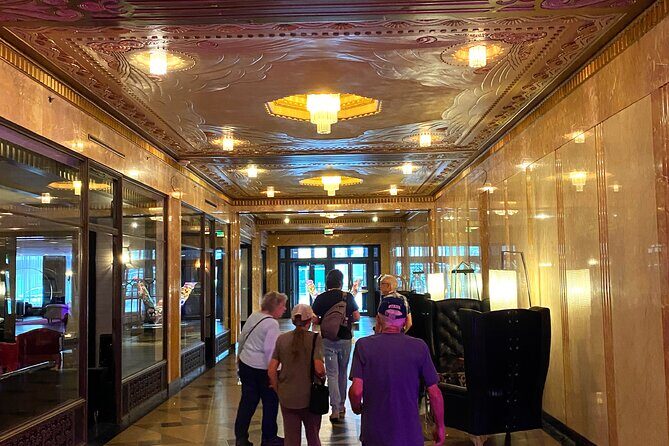 Minneapolis Skyway Afternoon Snacks - The Atmosphere and Experience