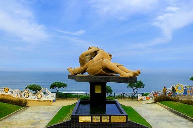Miraflores, Barranco & San Isidro - Districts Tour - San Isidro Architecture