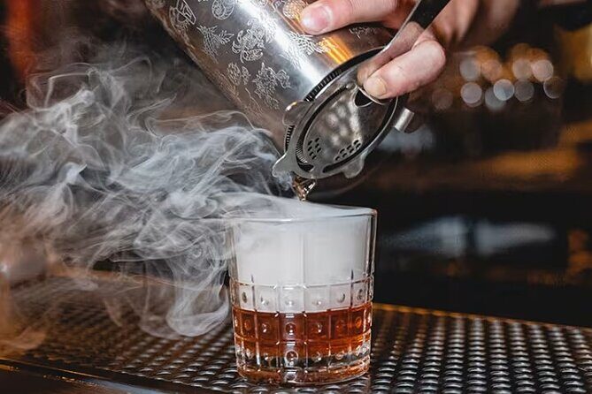Mixology Masterclass at the Cabinet of Curiosities in Las Vegas - Key Points