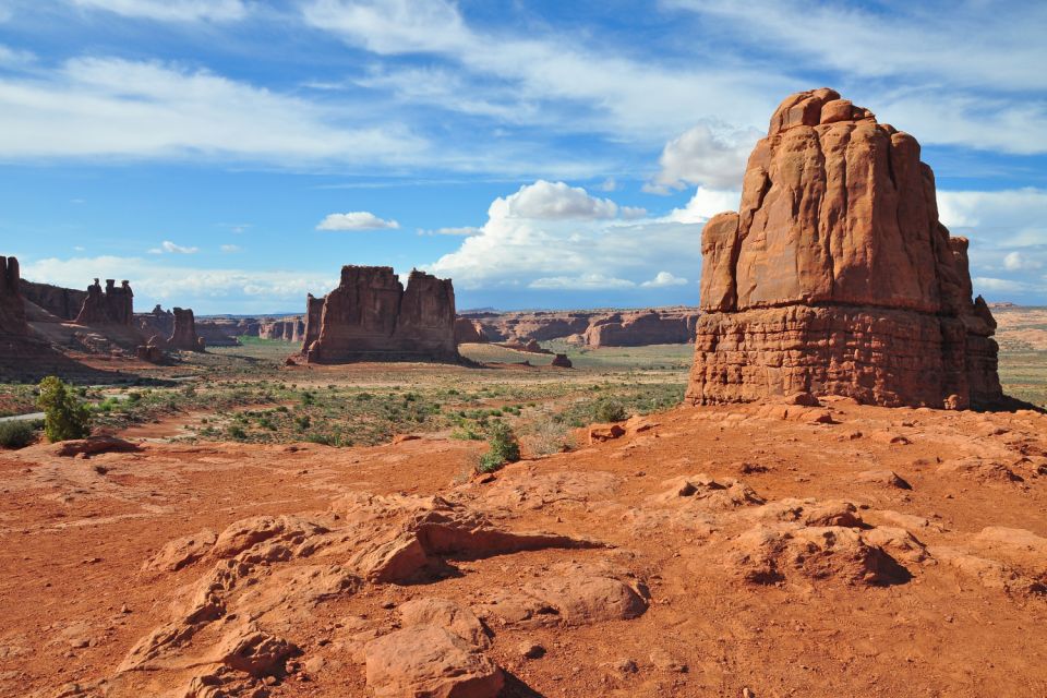 Moab: Arches National Park Driving Tour - Courthouse Towers and Petrified Dunes