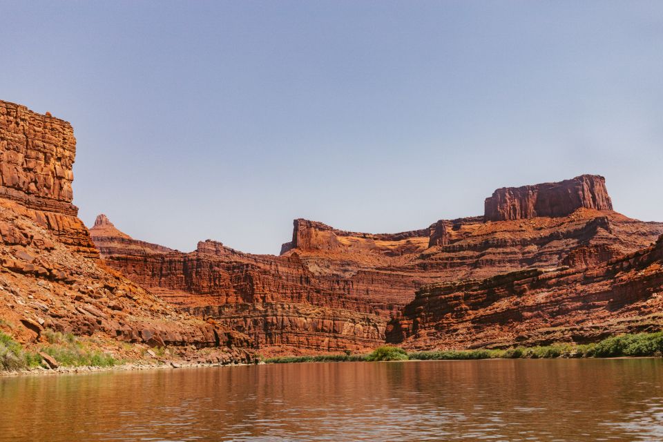Moab: Calm Water Cruise in Inflatable Boat on Colorado River - Exploring the Petrified Forest