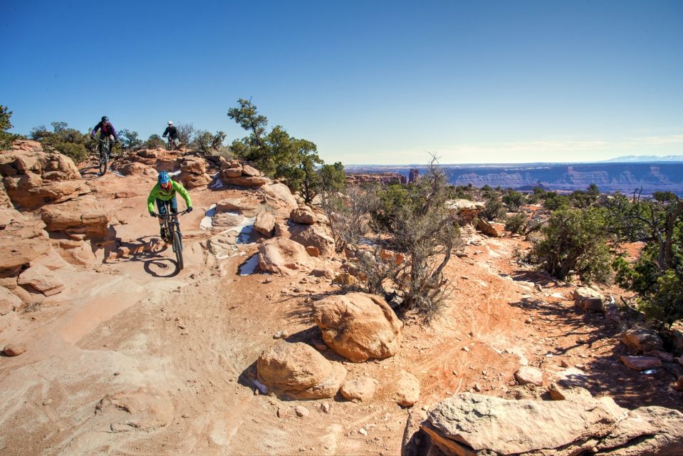 Moab: Dead Horse Point Singletrack Mountain Biking Tour - Meeting Point and Transportation