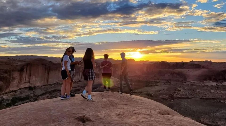 Moab: Hells Revenge Beast 4x4 Adventure Tour - Important Information