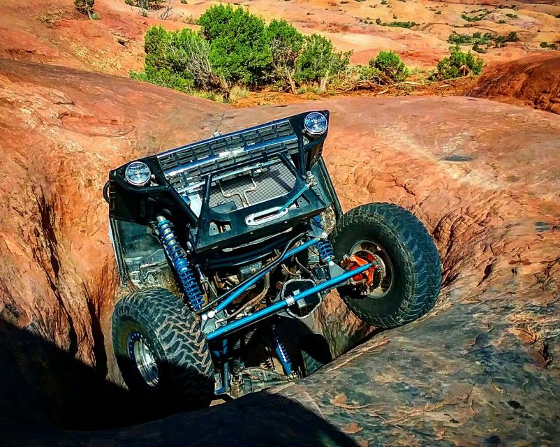 Moab: Hells Revenge & Fins N Things Trail Off-Roading Tour - Inclusions and Requirements