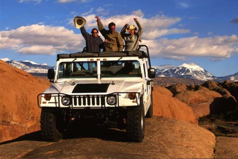 Moab: Hell's Revenge Hummer Adventure - Scenic Overlooks and Photo Opportunities