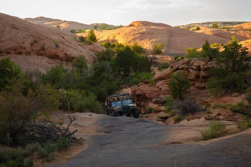 Moab: Hell's Revenge Hummer Adventure - Safety and Comfort in Challenging Terrain