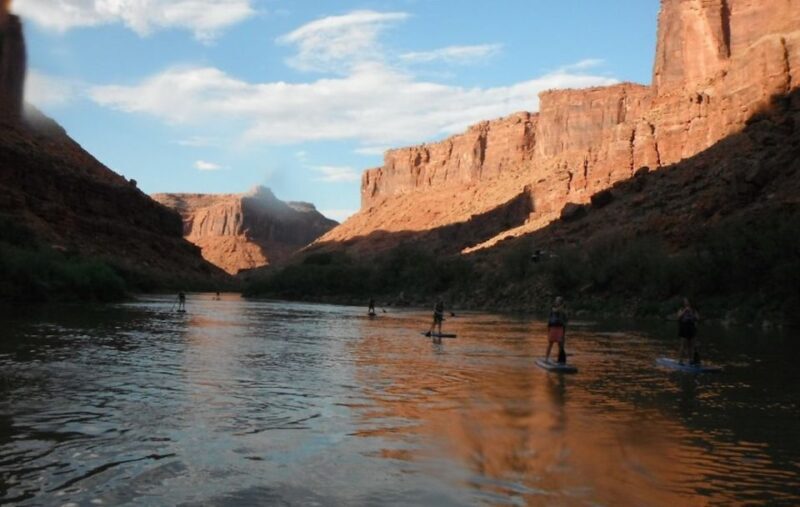 Moab: Stand-Up Paddleboard with small rapids on Colorado - The Scenic and Cultural Value