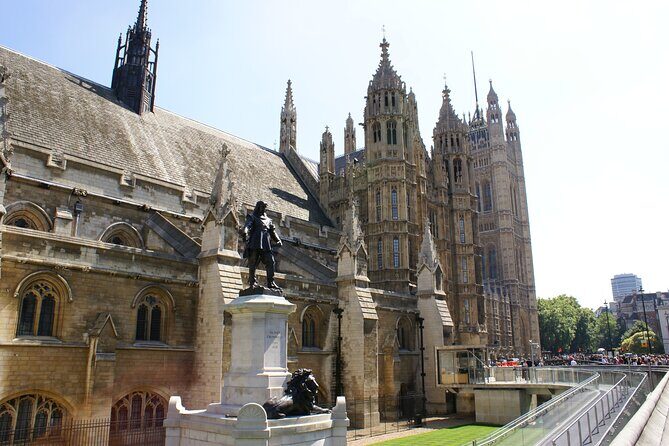 Mob Revenge in Westminster: Self-Guided Crime Puzzle Walk - What Makes This Tour Stand Out?