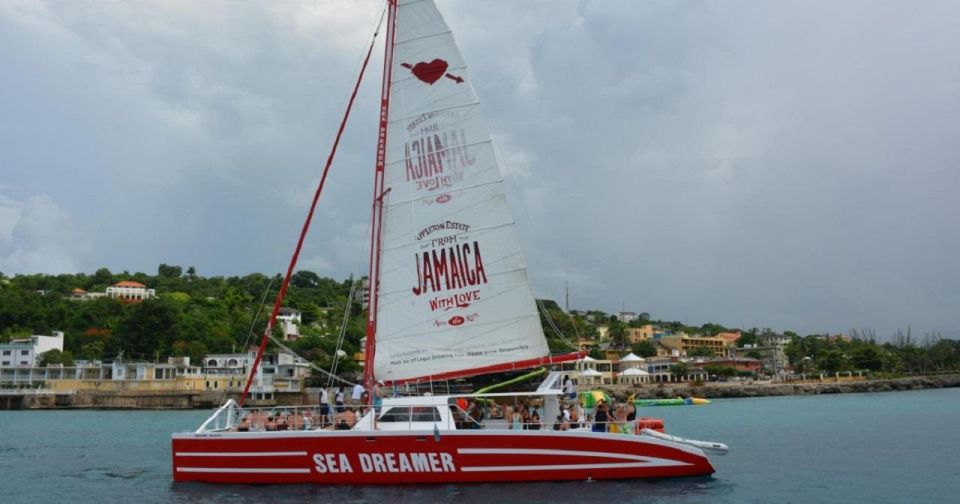 Mobay Catamaran (Swim/Snorkel) Fr Reading to Margarittaville - Highlights of the Montego Bay Marine Park