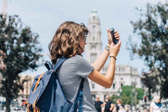 Mobile Photography Through Porto Hidden Streets - Embracing the Porto Experience