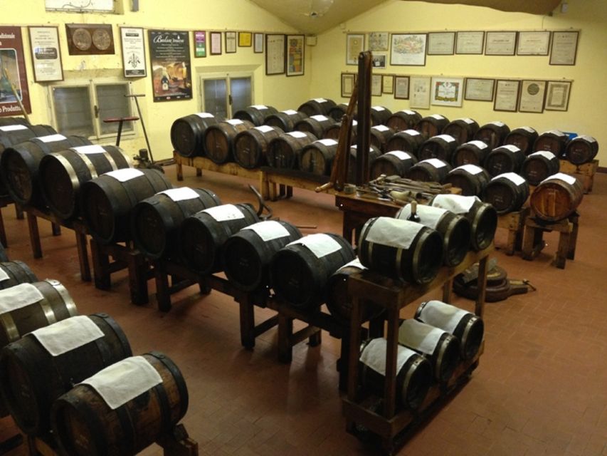 Modena: Balsamic Lunch With Vinegar Cellar Tour and Tasting - Nearby Attractions
