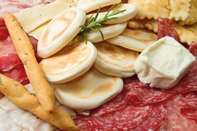 Modena Walking Tour with Audio and Written Guide by a Local - The Review from Travelers