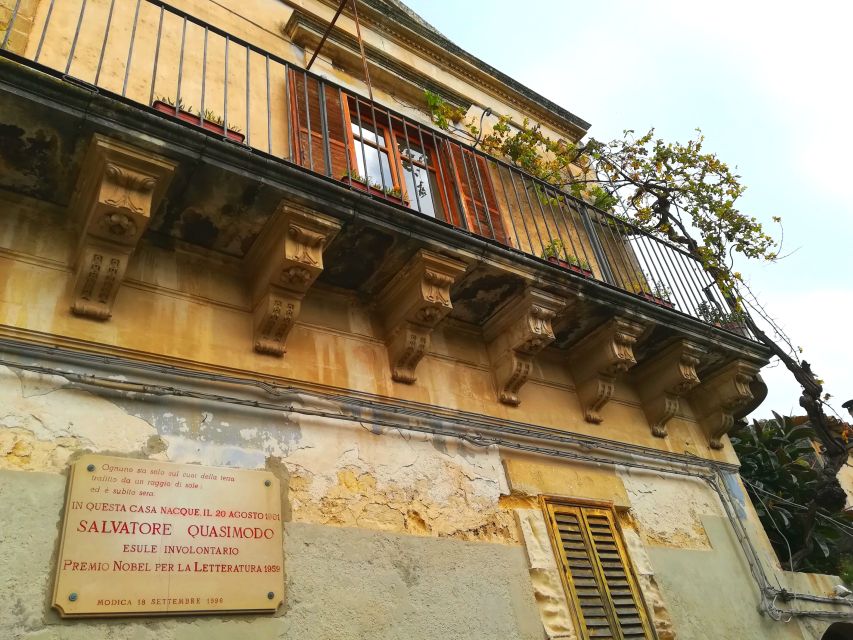 Modica Private Tour: the Chocolate Town in Sicily - Discovering the Castle of the Counts
