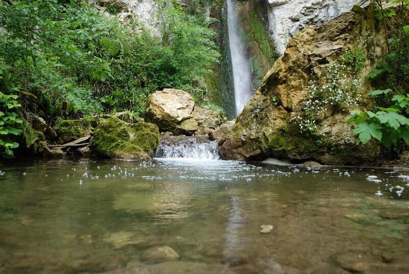 Molina Waterfall Park: tour and optional aperitif - Price and Value