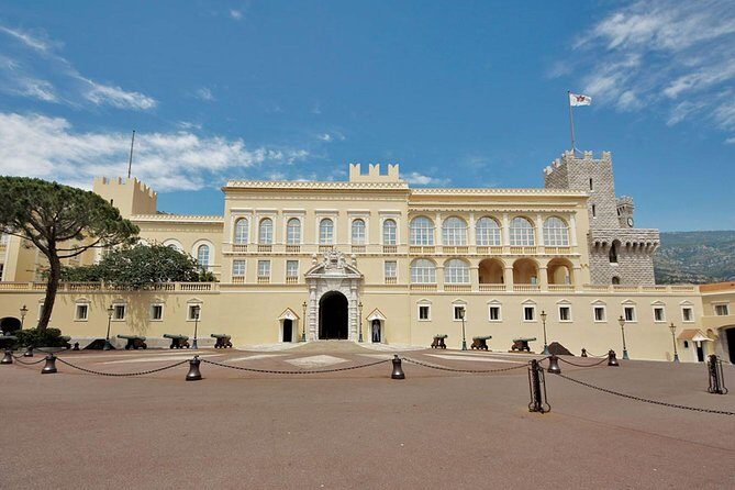 Monaco and Perched Medieval Villages - private & Guided Tour - Key Points