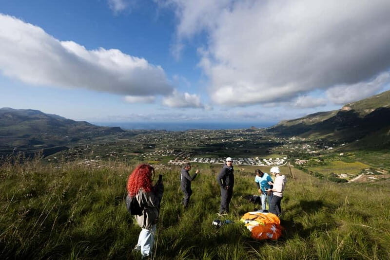 Mondello: Tandem paragliding flight - An In-Depth Look at the Mondello Paragliding Experience