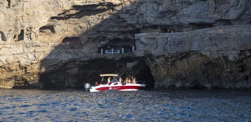 Monopoli: Private Boat Tour with Aperitif and Champagne - FAQ
