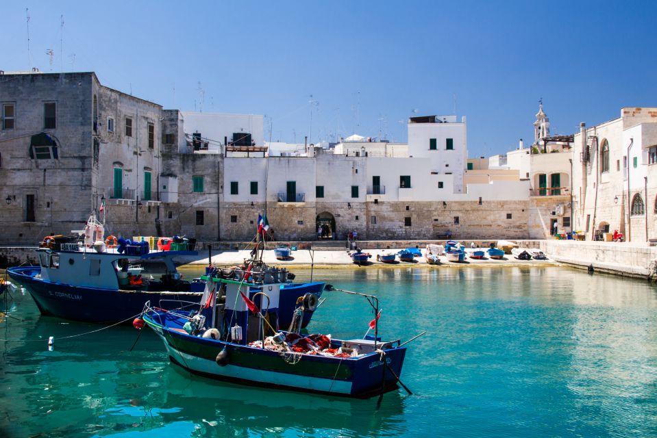 Monopoli: Private Sightseeing Speedboat Tour With Champagne - Important Information