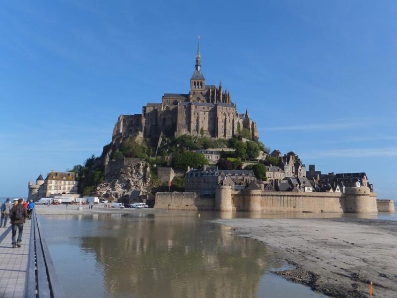 Mont Saint Michel : Day Trip From Caen or Bayeux - Driver and Local Insights