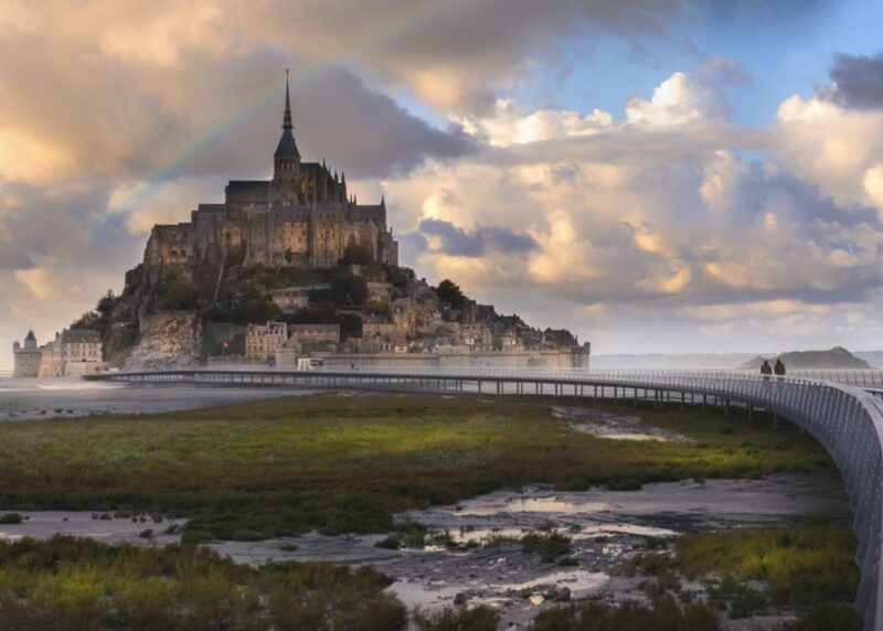 Mont-Saint-Michel: Private Guided Tour With Abbey Entrance - Highlights and Experiences