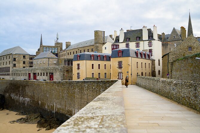 Mont Saint Michel, Saint Malo & Cancale 3 Days Tour From Paris - Local Dining Recommendations