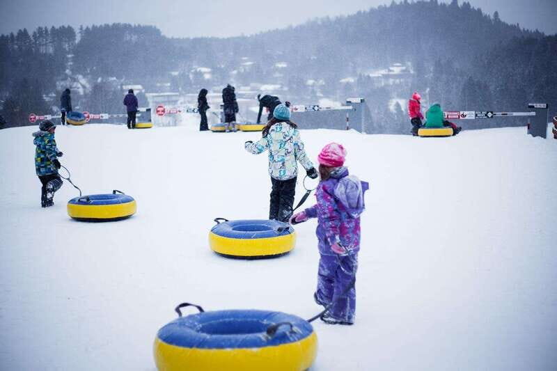 Mont-Tremblant: Snow Tubing with a Mechanical Lift - Accessibility and Practical Tips