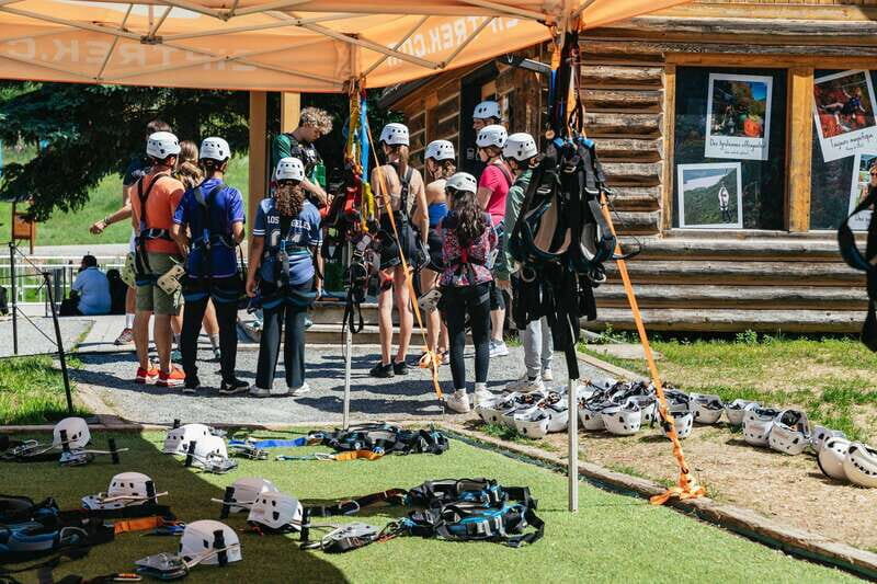 Mont Tremblant: Summit Zip-Lining Tour with 5 Zip Lines - FAQ