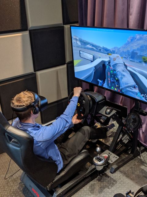 Mont Tremblant: Virtual Reality Car Racing : 30 Mins - Pricing and Booking