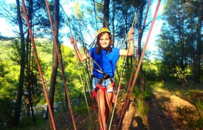 Montanejos: Forest Adventure – Tibetan Bridges and Zip Line - Safety and Equipment