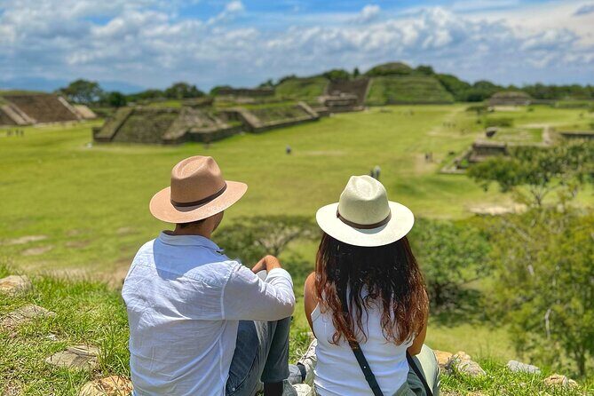 Monte Alban, Alebrijes, Mezcal, Teotitlan and Tule Tree Tour - Exploring the Temples and Mysteries of Monte Alban