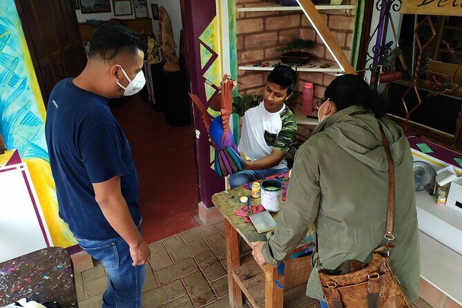 Monte Albán tour plus alebrijes and black clay workshops. - FAQ  