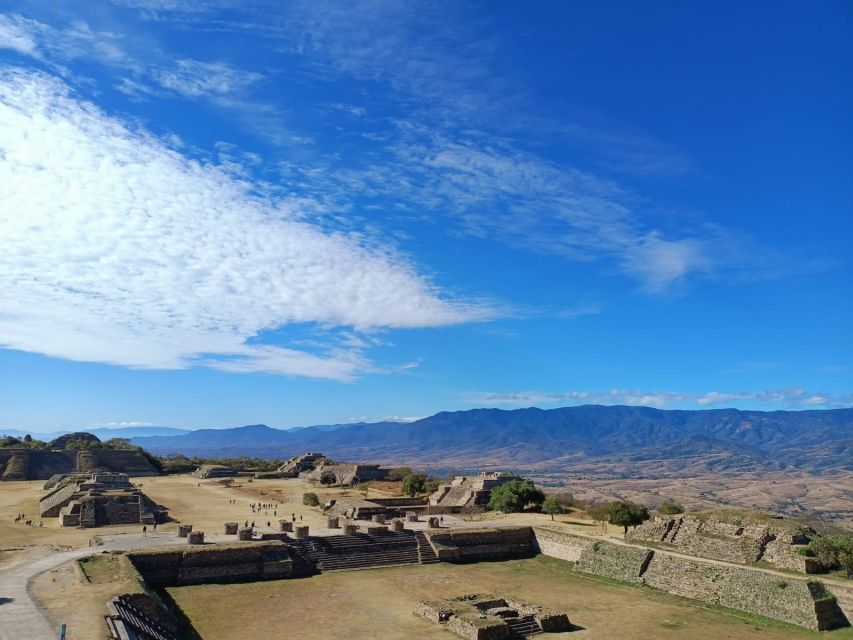 Monte Alban Walking Tour - Exploring Monte Albán