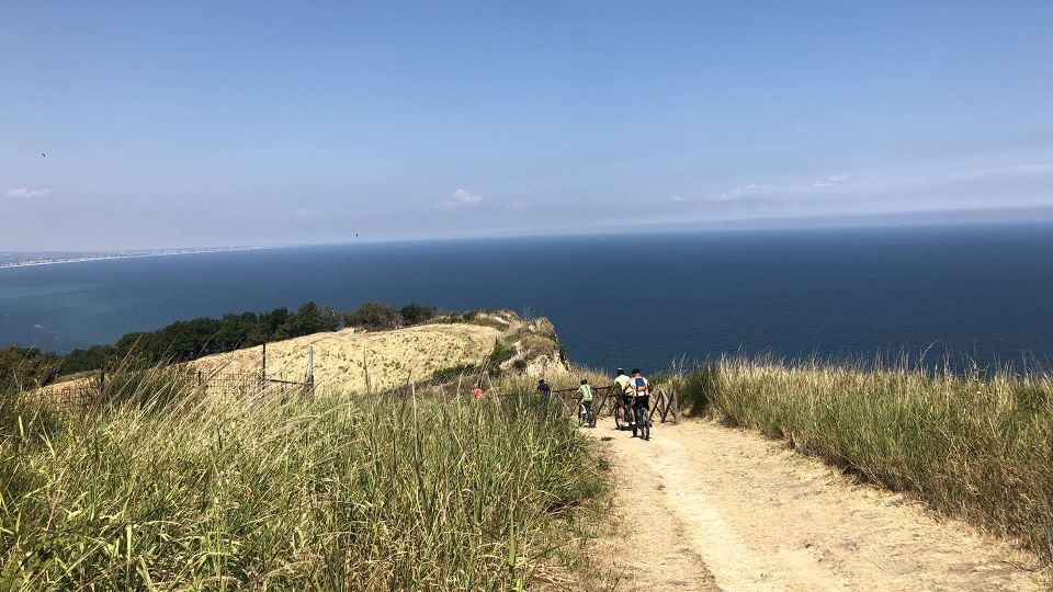 Monte San Bartolo: E-Bike Rental With Picnic Basket - Backpack Contents
