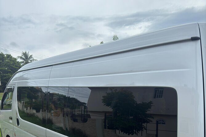 Montego Bay Airport and Jewel Dunn's River Beach Private Shuttle - FAQ