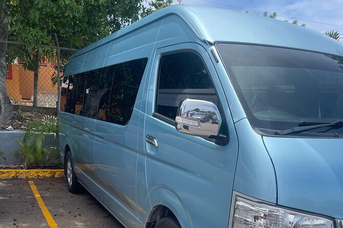 Montego Bay Airport and Jewel Grande Montego Bay Private Shuttle - The Booking Process and Communication