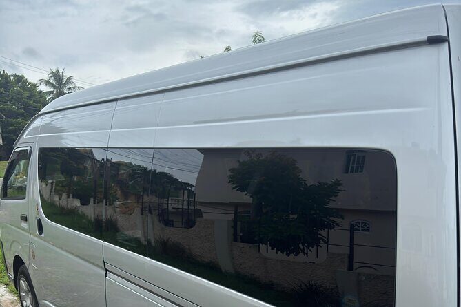 Montego Bay Airport and Jewel Grande Montego Bay Private Shuttle - Who Should Consider This Shuttle?