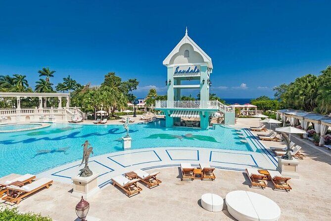 Montego Bay Airport and Sandals Ochi Beach Resort Private Shuttle - Key Points