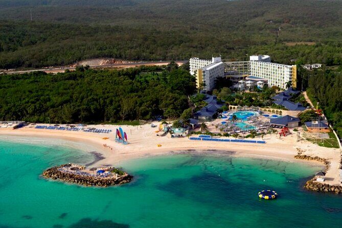 Montego Bay Airport Ja (MBJ) to Hotels in Montego Bay or Falmouth - The Sum Up