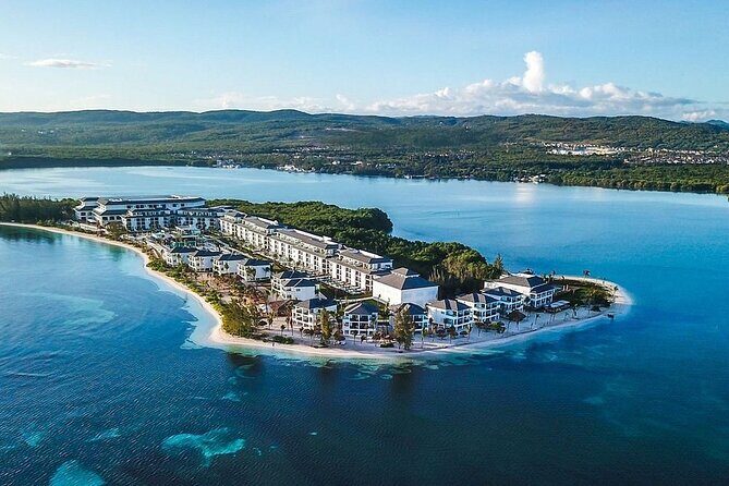 Montego Bay Airport Jamaica to Hotels in Montego Bay or Falmouth - Who Is This Transfer Best For?